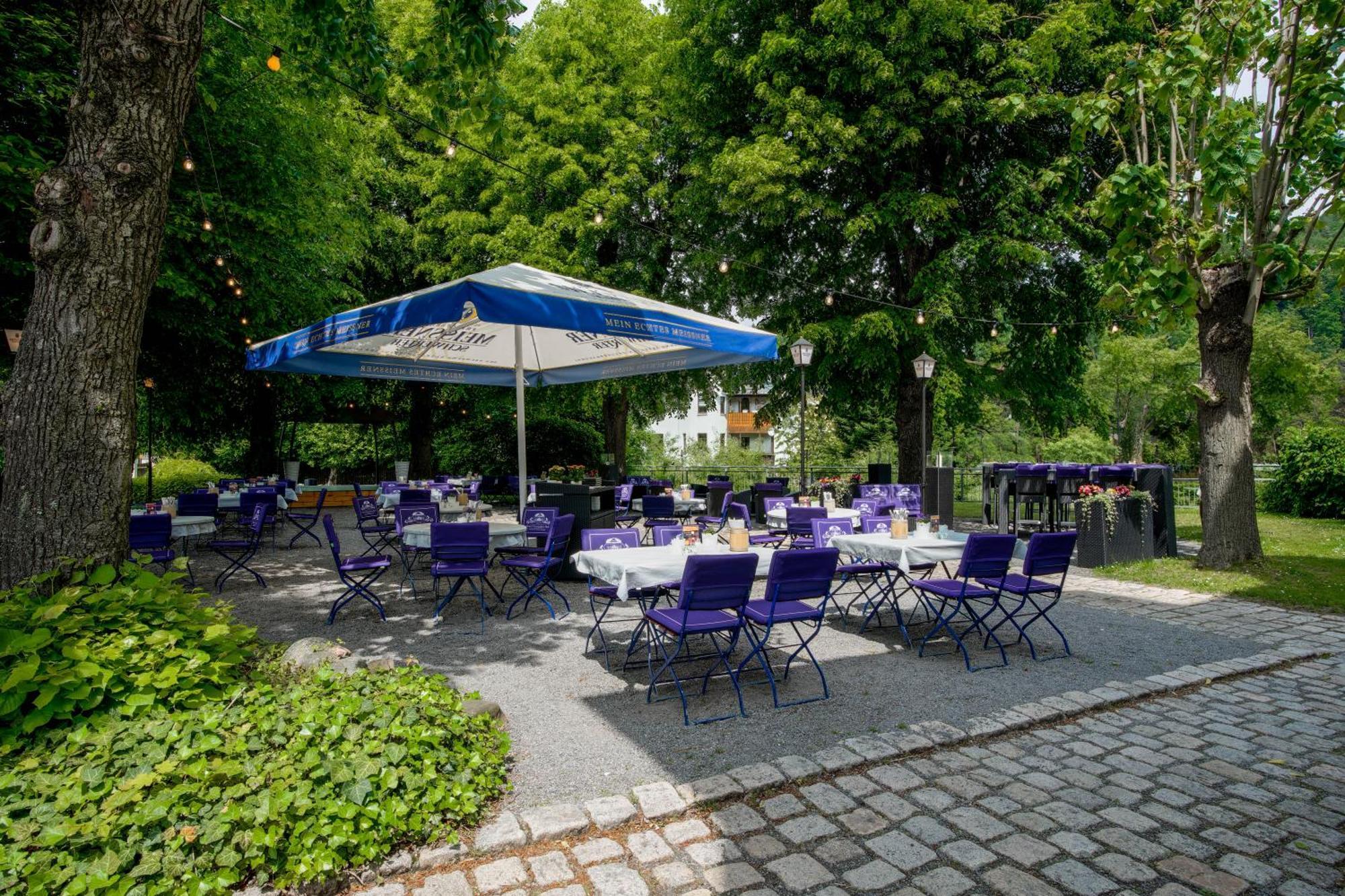 Hotel Neustaedter Hof Schwarzenberg  Bagian luar foto