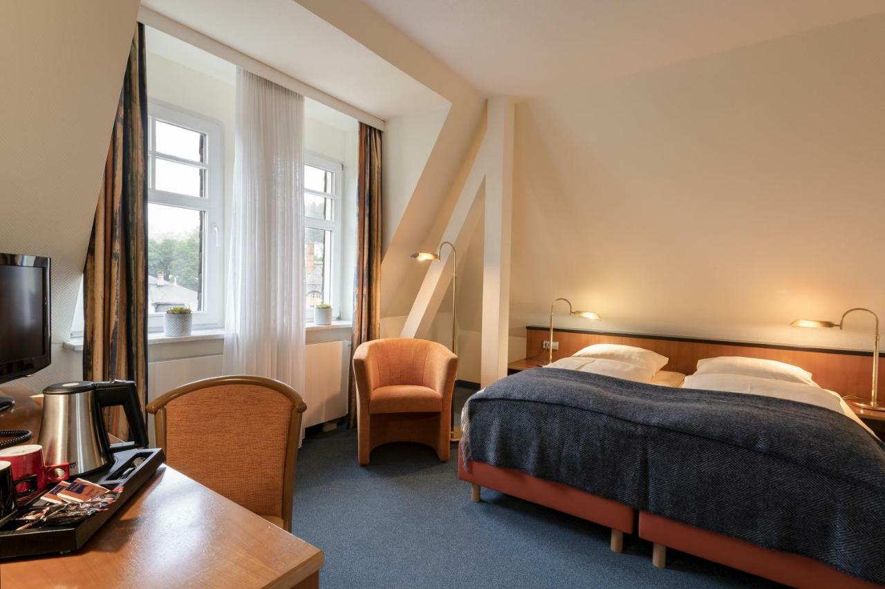 Hotel Neustaedter Hof Schwarzenberg  Bagian luar foto