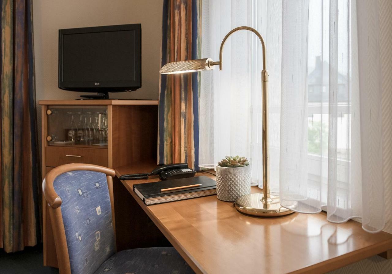 Hotel Neustaedter Hof Schwarzenberg  Bagian luar foto