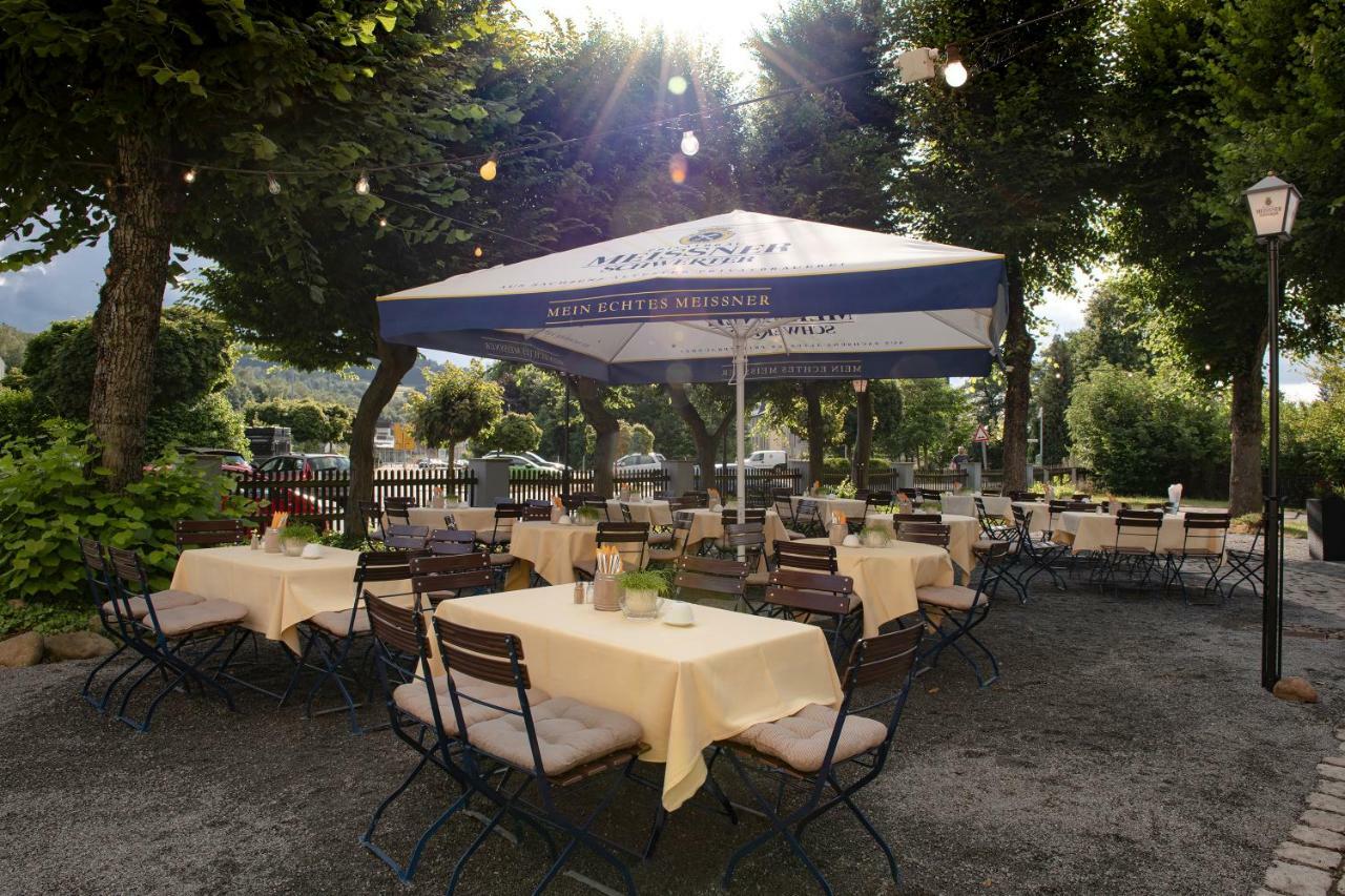 Hotel Neustaedter Hof Schwarzenberg  Bagian luar foto