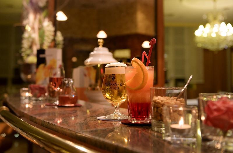 Hotel Neustaedter Hof Schwarzenberg  Bagian luar foto